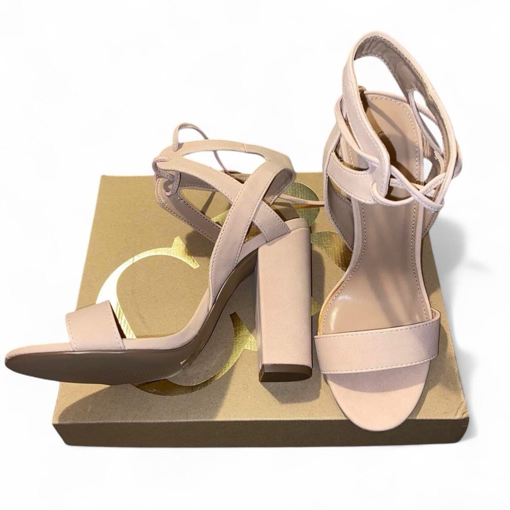 Charlotte Russe Pink Heels - Picture 2 of 4